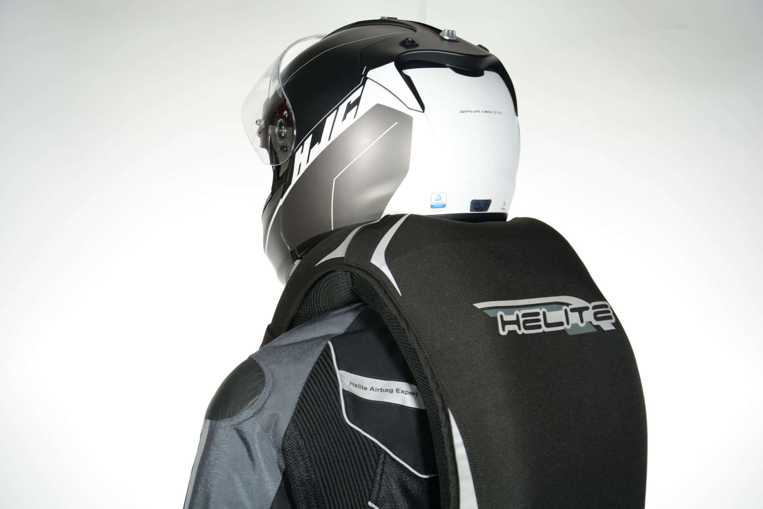 Helite Turtle 2 airbag vest for motorcyklister